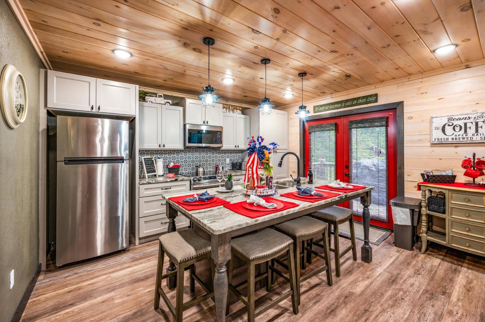 סביירוויל Lil Cabin In The Cove! Mtn Views, Theater, Hot Tub, Games, King Beds, Prime Location! מראה חיצוני תמונה